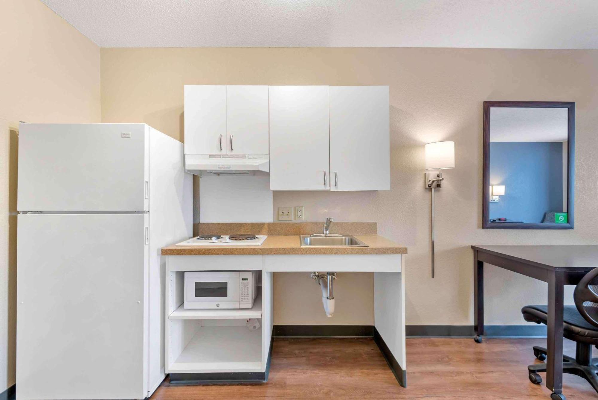 Extended Stay America Premier Suites - Union City - Dyer St Екстер'єр фото