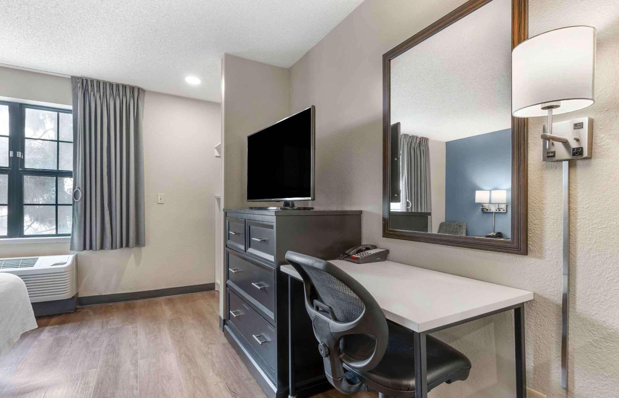 Extended Stay America Premier Suites - Union City - Dyer St Екстер'єр фото