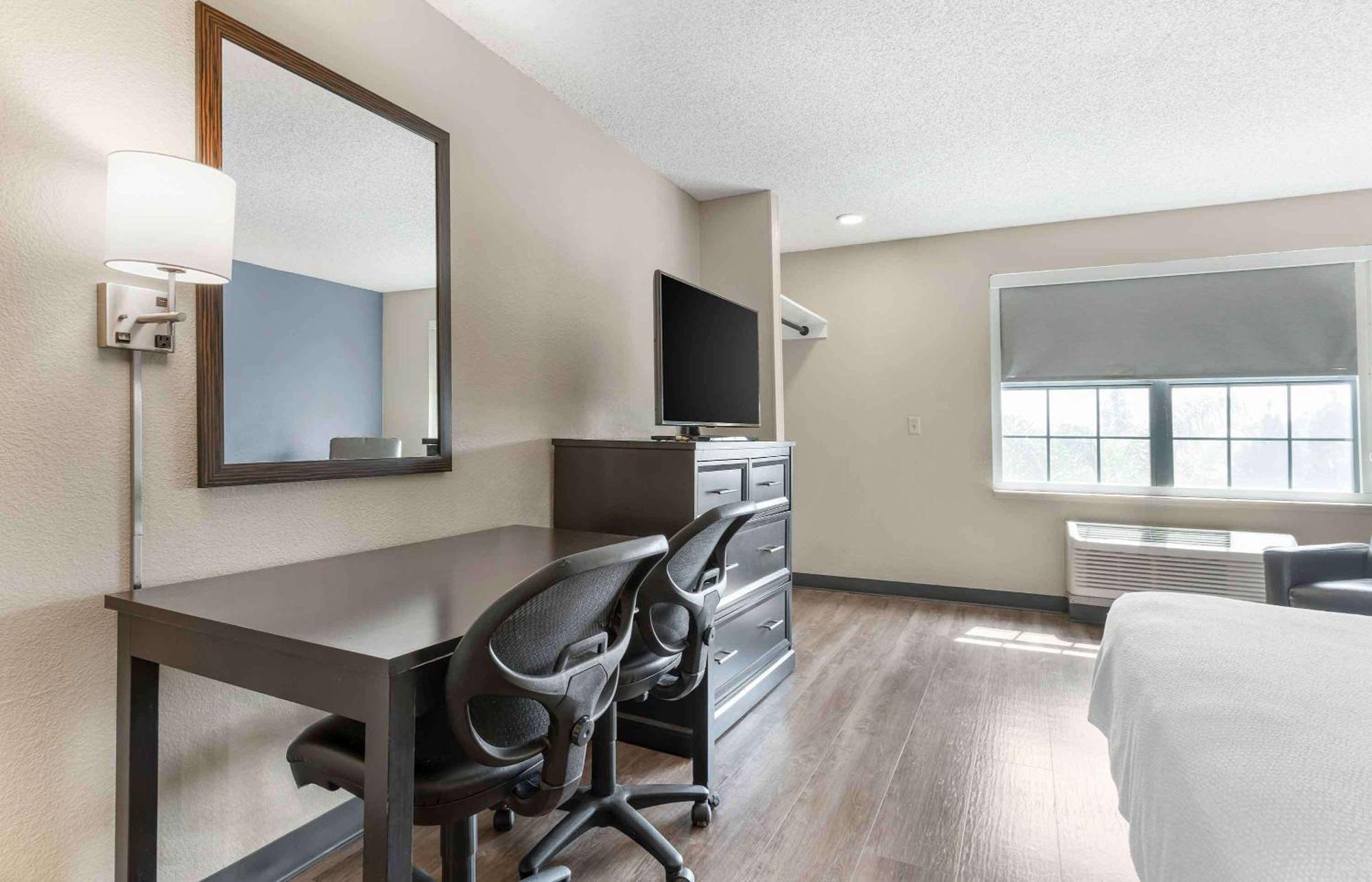 Extended Stay America Premier Suites - Union City - Dyer St Екстер'єр фото